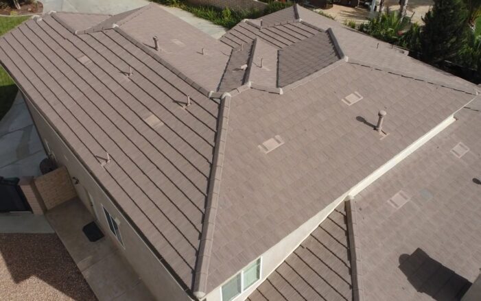 Roof Shingles light vs dark